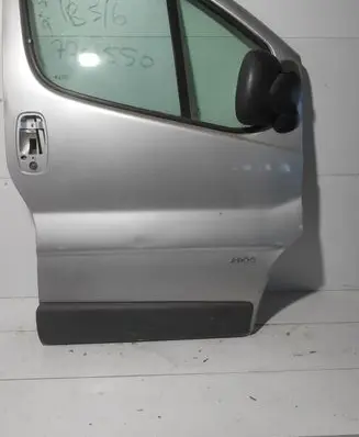 Opel Vivaro Front door