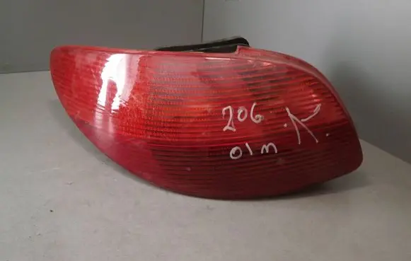 Peugeot 206 Rear/tail lights 2531G