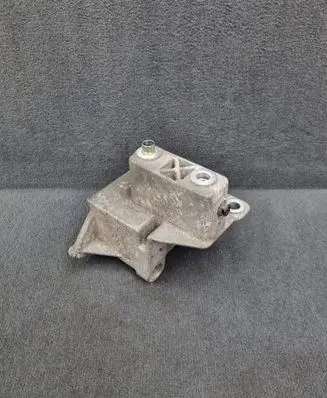 Audi A8 S8 D3 4E Power steering pump mounting bracket 07D145879F 07D145879E 07D145879D