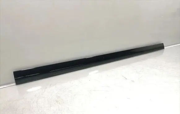Mercedes-Benz C AMG W203 Front door trim (molding) A2036902162