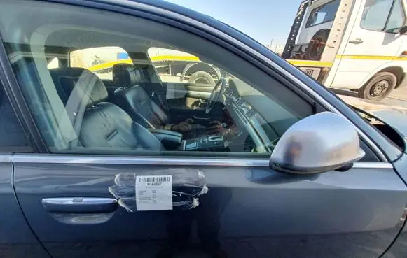 Audi A8 S8 D3 4E Front door LZ7S NIE LONG