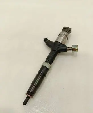 Toyota RAV 4 (XA20) Fuel injector 2367027030 11024103