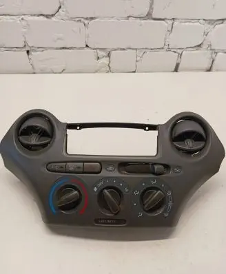 Toyota Yaris Climate control unit 7583527011 7682707010 7582687010