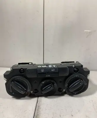 Volkswagen Golf Plus Climate control unit