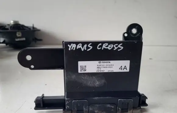 Toyota Yaris Cross Air conditioner control unit module 886500DA90