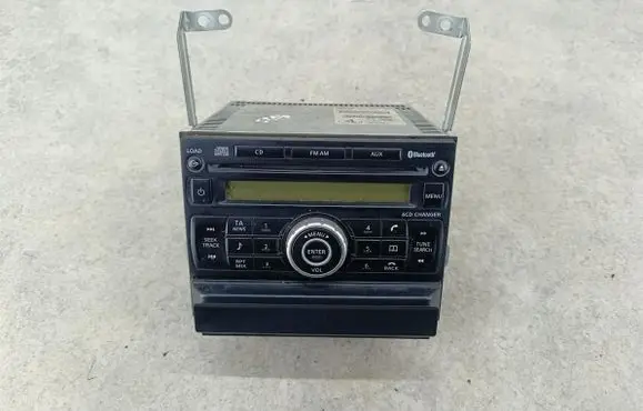Nissan X-Trail T31 Radio/CD/DVD/GPS head unit 28185JG41B