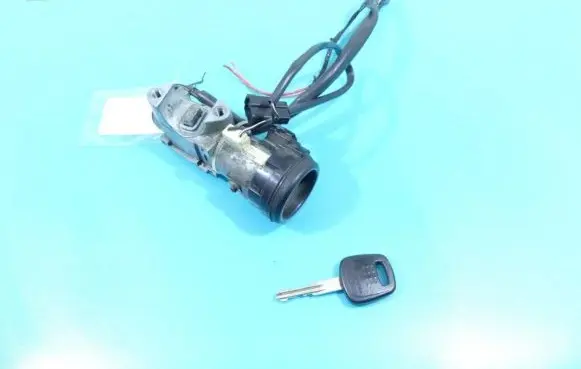 Subaru Forester SF Ignition lock 88213FC000 IMPRK1356176