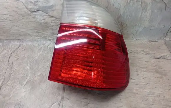 BMW 5 E39 Rear/tail lights 6902532