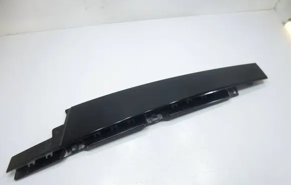 Volkswagen PASSAT B8 Other front door trim element 3G0837902P