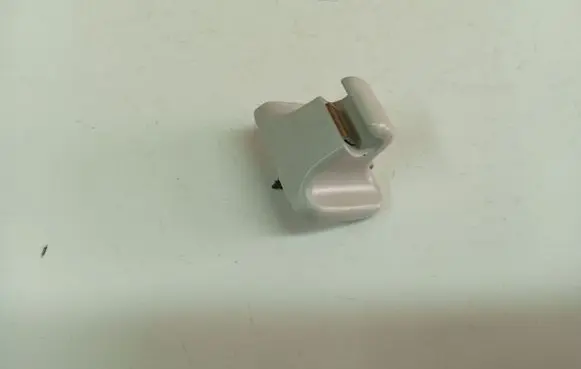 Volkswagen PASSAT B7 Sun visor clip/hook/bracket 1K0857561B