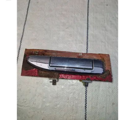 Nissan Patrol Y61 Front door exterior handle