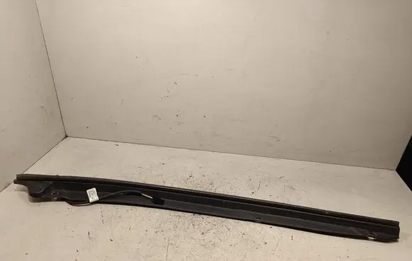 Jeep Grand Cherokee Tailgate/trunk side cover trim 68165048