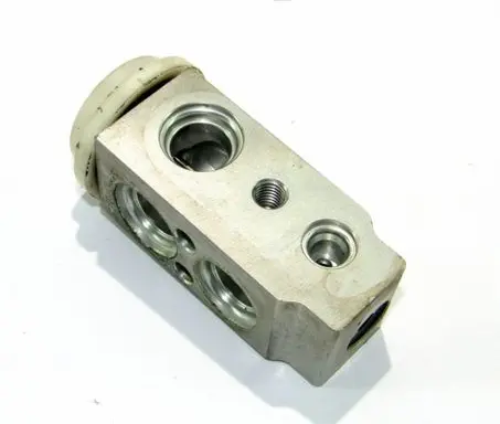 Hyundai Tucson JM Air conditioning (A/C) expansion valve 