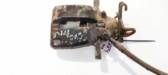 Opel Insignia A Rear brake caliper