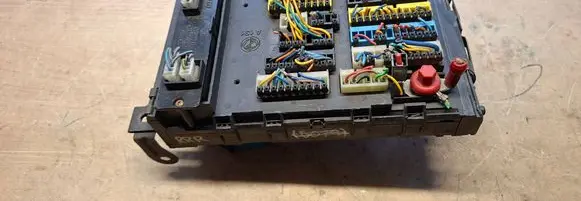 Alfa Romeo 156 Fuse module 46447809
