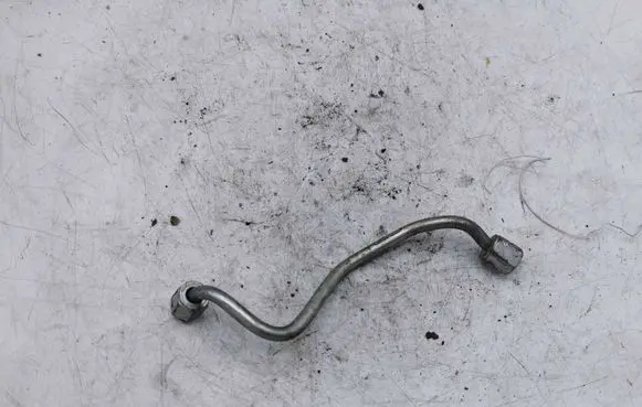 Toyota Corolla Verso E121 Fuel injector supply line/pipe NOCODE
