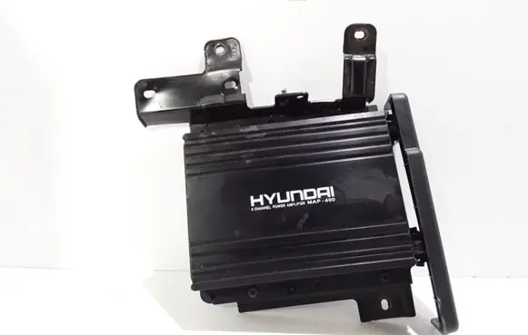 Hyundai Santa Fe Sound amplifier 963002B800