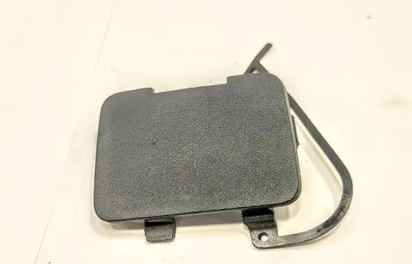 Volvo XC90 Front tow hook cap/cover 8662995