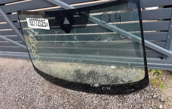Audi Q4 e-tron Front windscreen/windshield window A98845099M