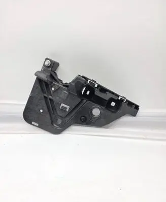 BMW 2 G42 Bumper support mounting bracket corner 8495054