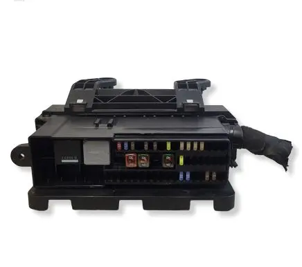 Volvo V40 Fuse module AV6T14K131AB 3B0NK0100
