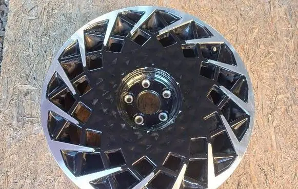 R20 alloy rim