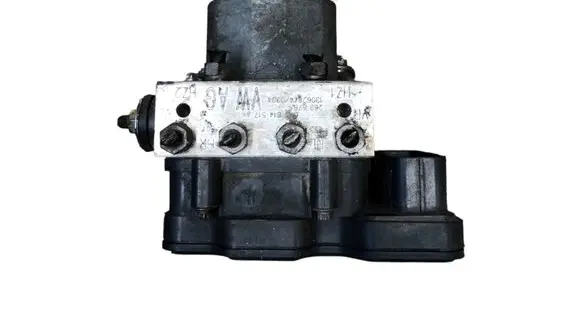 Skoda Fabia Mk2 (5J) ABS Pump 6R0907379AT 6R0907379AS