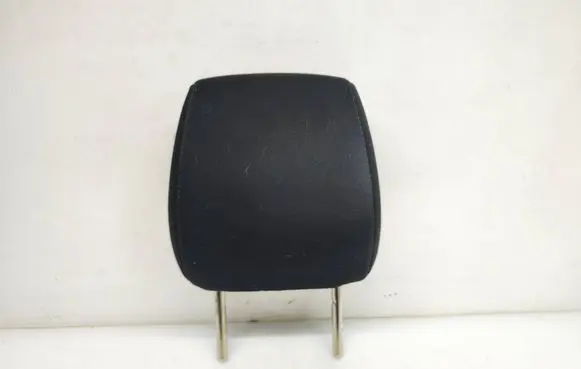 Mazda 6 Front seat headrest 