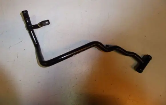 Volkswagen PASSAT B8 Engine coolant pipe/hose 04L121065CC