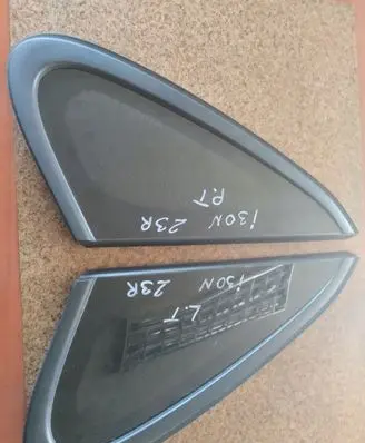 Hyundai i30 Front triangle window/glass 