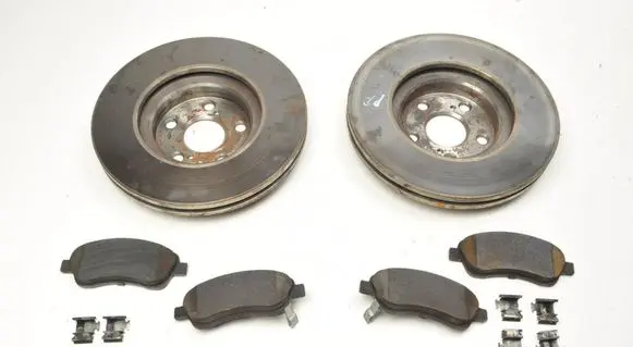 Toyota Avensis T250 Rear brake disc BOSCH