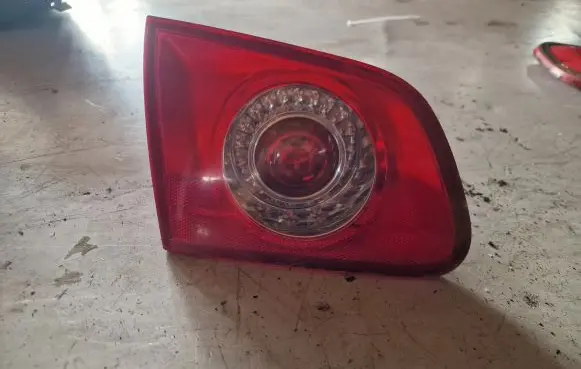 Volkswagen PASSAT B6 Tailgate rear/tail lights 3C9945093