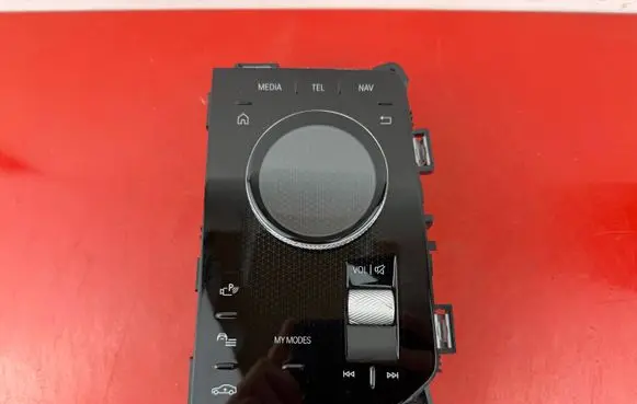 BMW 7 G70 Central console control unit 5A5CC71 65825A5CC71