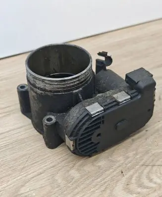 Volvo S60 Throttle valve 8677866 01W432 0280750103