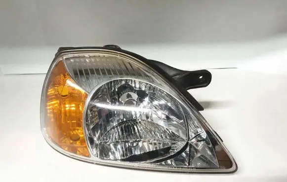 KIA Rio Headlight/headlamp 92102FD0