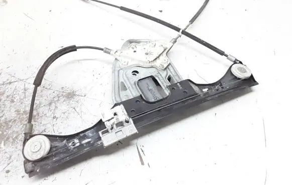 Mercedes-Benz C W203 Front door window regulator with motor A2118201742