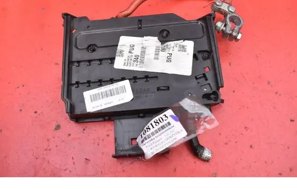 Ford Escape III Fuse box set GJ5T14K733
