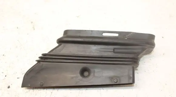 Mercedes-Benz CLA C117 X117 W117 Air intake duct part A1330940597