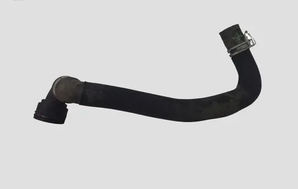 Volvo V60 Engine coolant pipe/hose 31474863