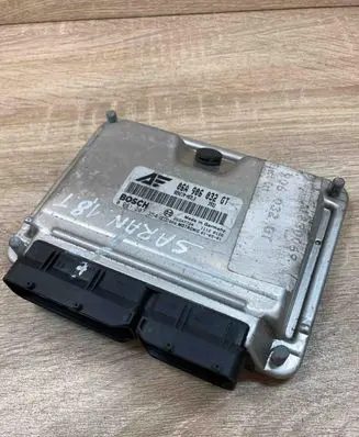 Seat Alhambra (Mk1) Engine control unit/module ECU 06A906032GT 0261207354