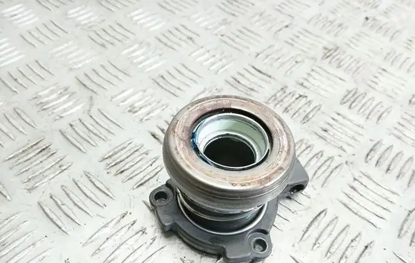 Clutch slave cylinder
