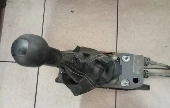 Seat Leon (1P) Gear shifter/selector 1K0711049BN 400495BN