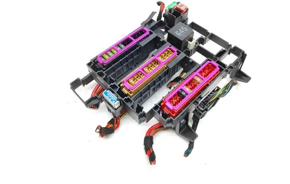 Audi Q5 SQ5 Fuse module 80A971845 YWXAUBU90A YWXAUBU904