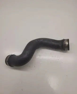 Mercedes-Benz C W203 Intercooler hose/pipe A2035281282