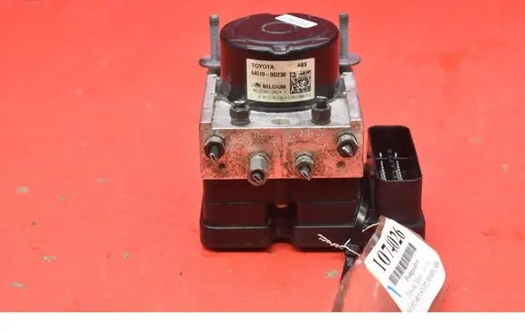 Toyota Yaris ABS Pump 445100D230