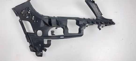 Mercedes-Benz C W204 Front bumper mounting bracket A2048850865