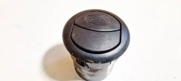 Dash center air vent grill