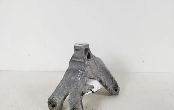 Audi A4 S4 B8 8K Engine mounting bracket 8K0199308
