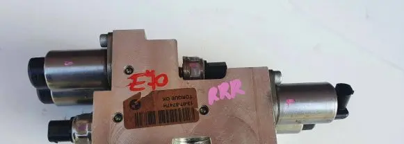 BMW X5 E70 Active stabilizer control/valve assembly 6782737