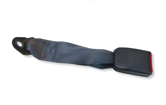 Hyundai Pony Rear seatbelt buckle 931004